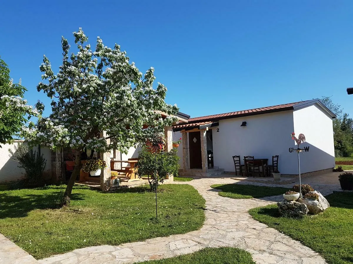 Holiday Home Kerniat Pola Croazia